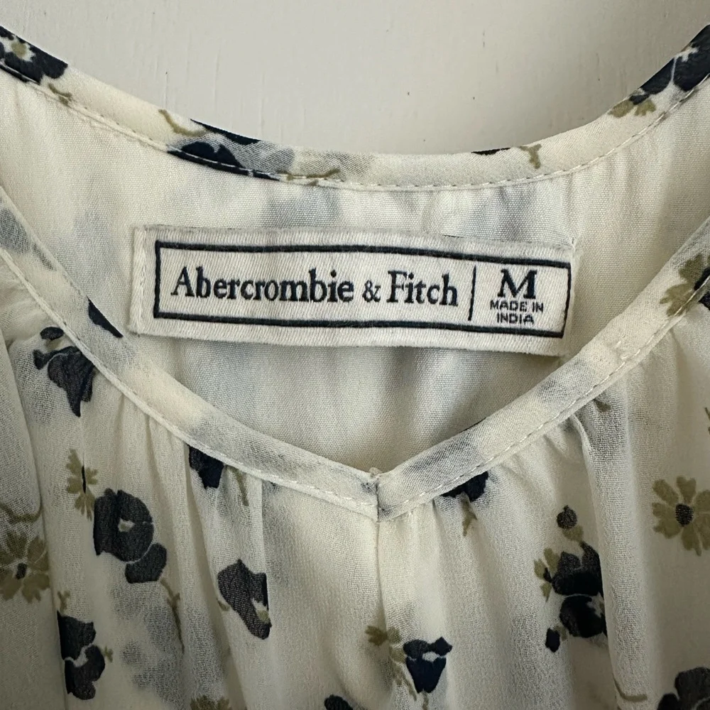 Abercrombie & Fitch Floral Maxi Dress in White and Black
